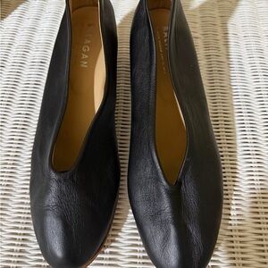 Everlane Black Leather shoes